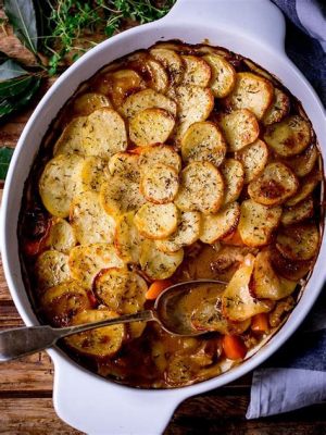  Lancashire Hotpot: En djupdykningsupplevelse i en krämig gryta med smak av tradition och nödvändighet!