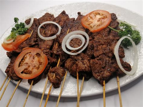  Suya - En kryddig och grillade nöjen som smälter i munnen!